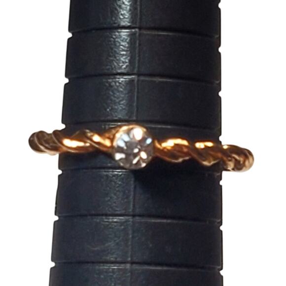 Copper Tone Dainty Stackable Ring Minimalist Basic Sz 8 Unsigned - Picture 1 of 5